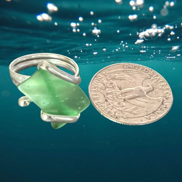 Green Pompano Beach Glass Freeform  Adjustable Ring - Picture 4 of 5